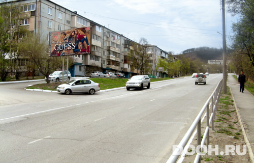GID: 703 Б
